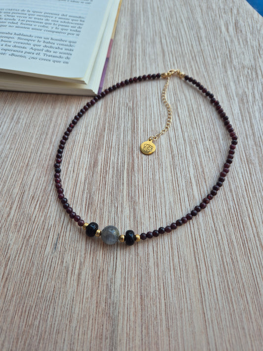 Choker granate con labradorita y ónix